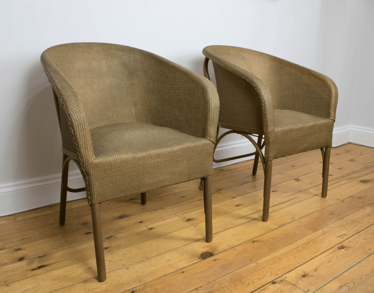 Seating - The Vintage Allure