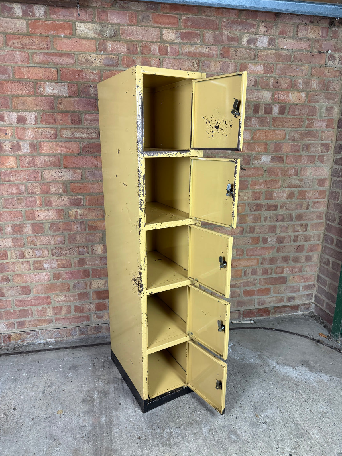 Yellow Steel Locker Unit, 5-Door Storage Cabinet