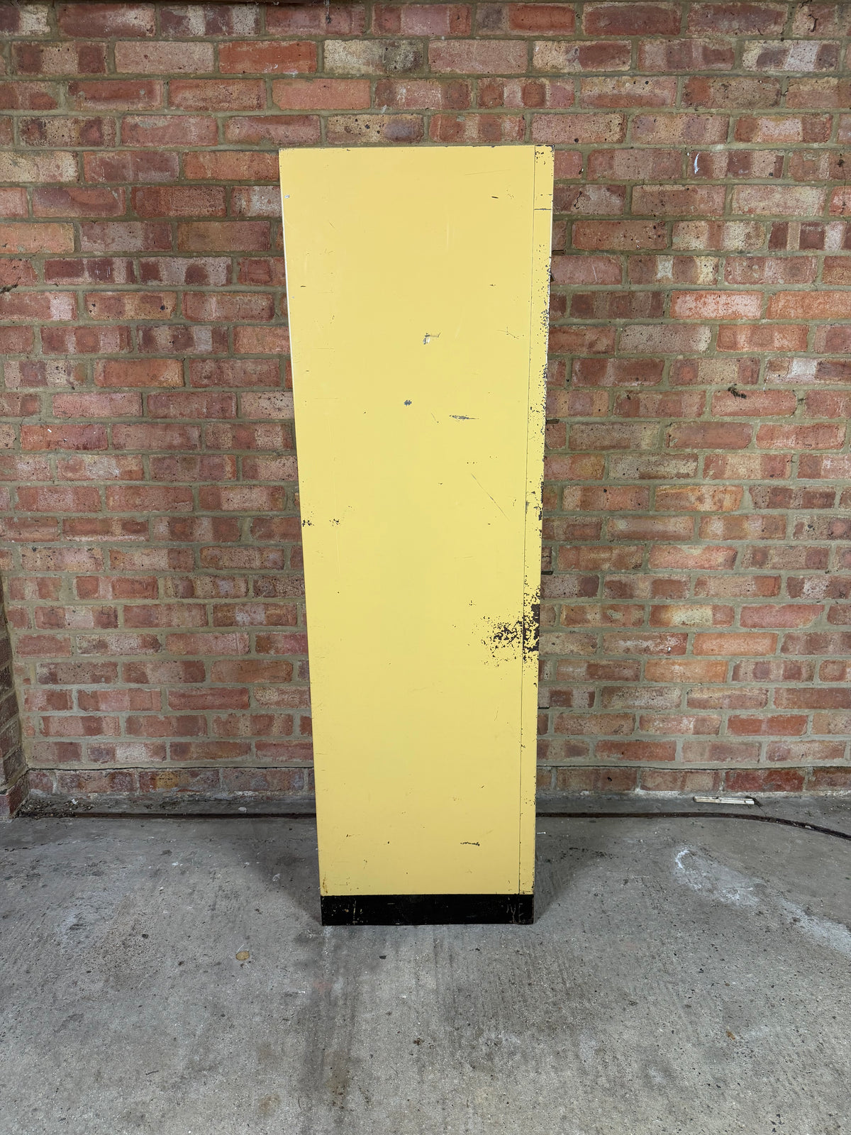 Yellow Steel Locker Unit, 5-Door Storage Cabinet