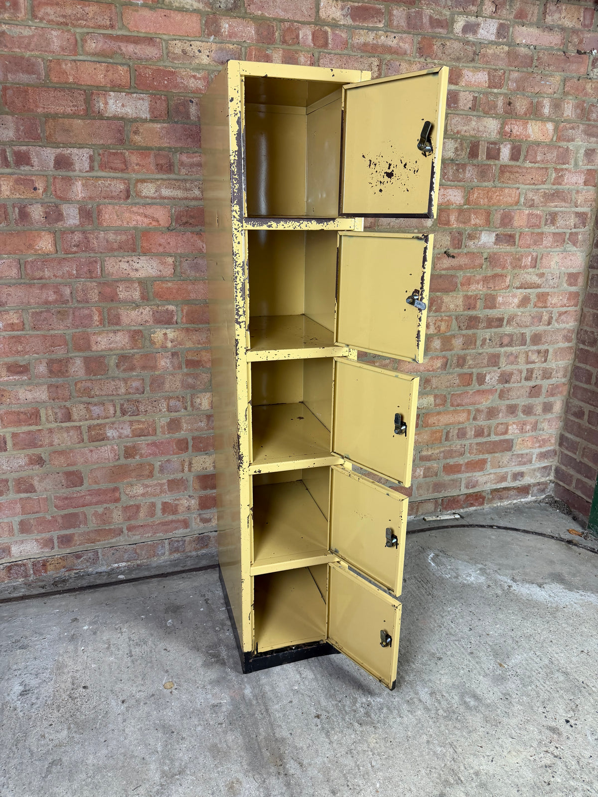 Yellow Steel Locker Unit, 5-Door Storage Cabinet