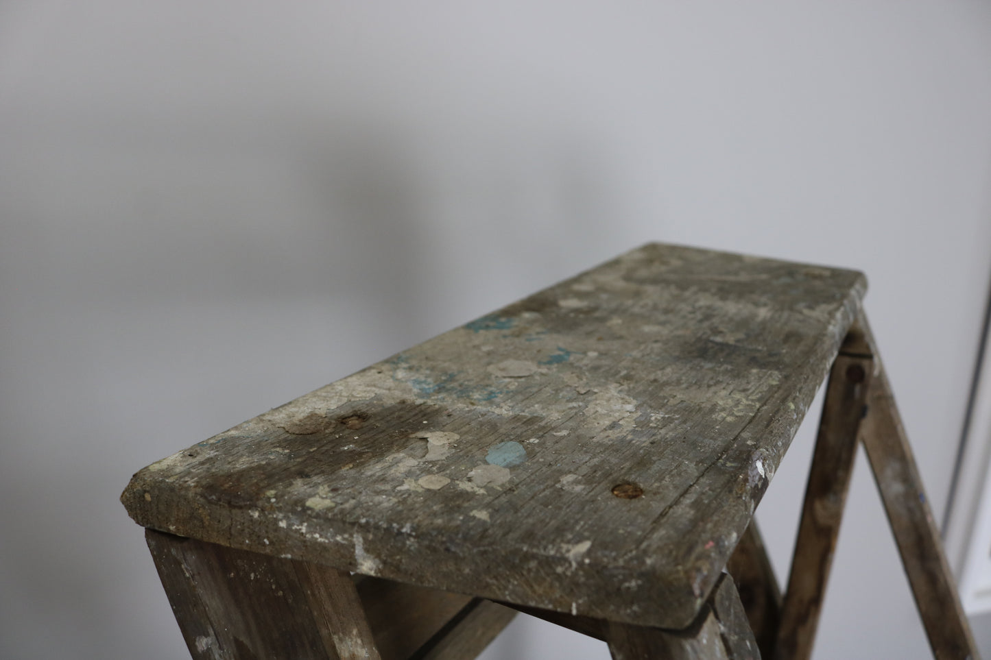 Hatherley Style Vintage Lattice Ladder