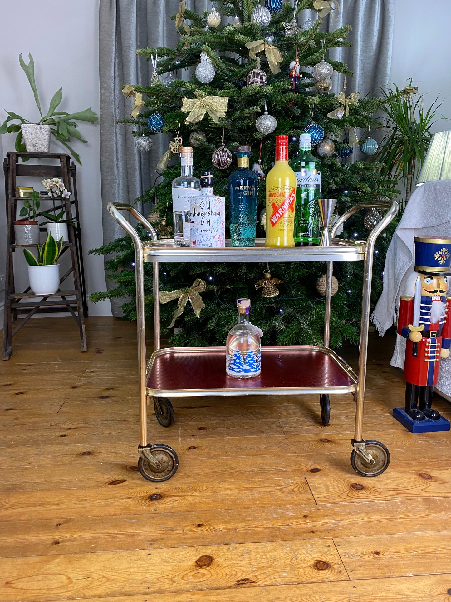 Vintage Drinks/Cocktail Trolley 1960s/70s Pink