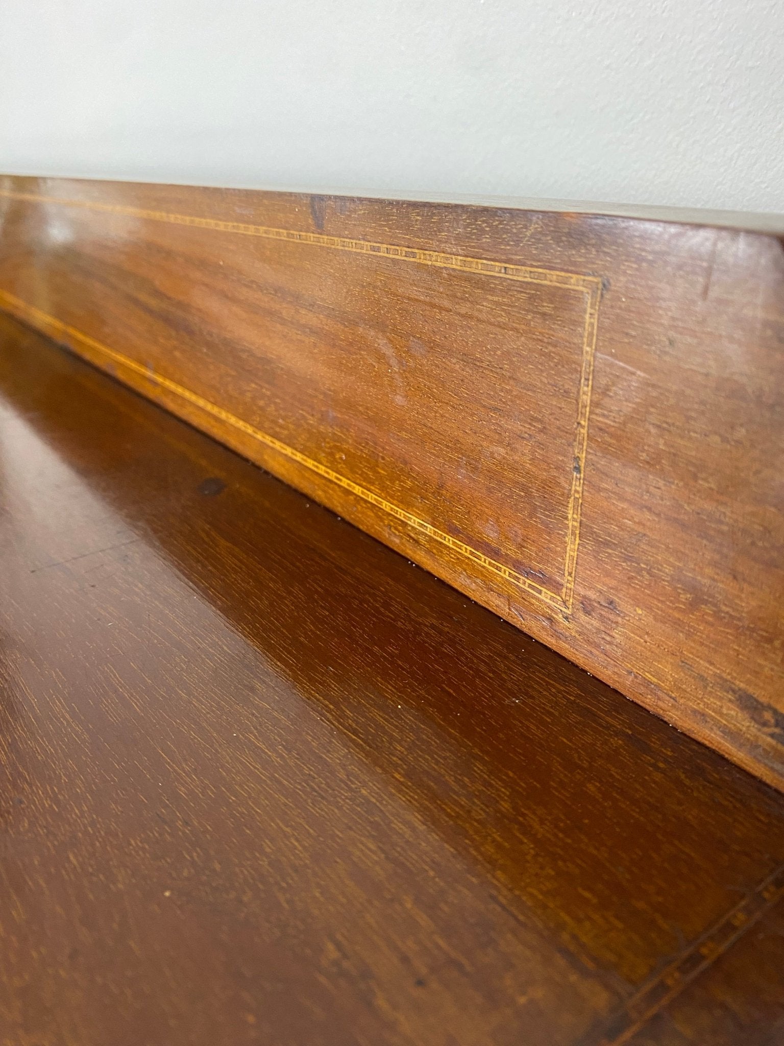 Georgian Style Mahogany Chest of drawers - The Vintage Allure