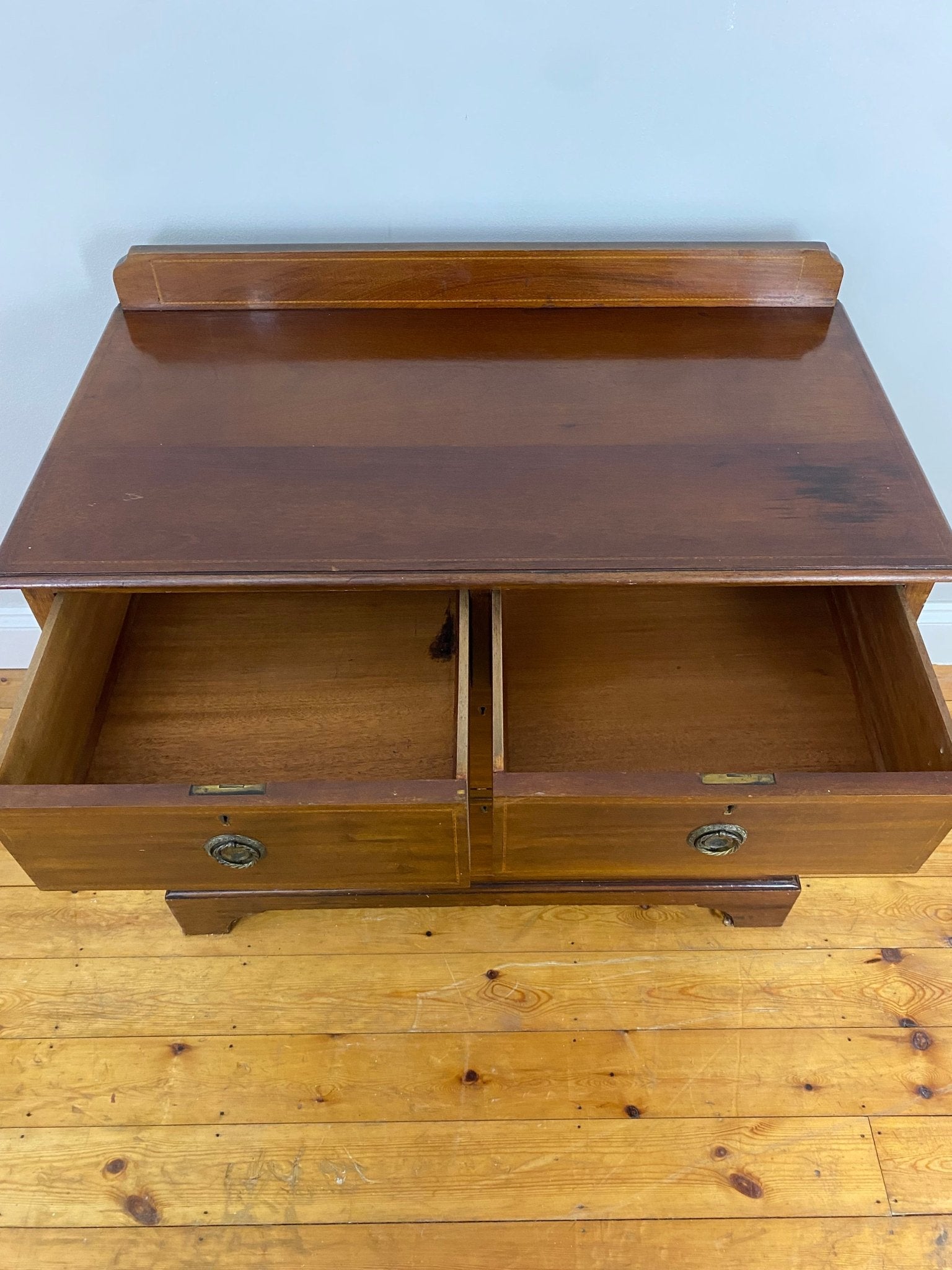 Georgian Style Mahogany Chest of drawers - The Vintage Allure