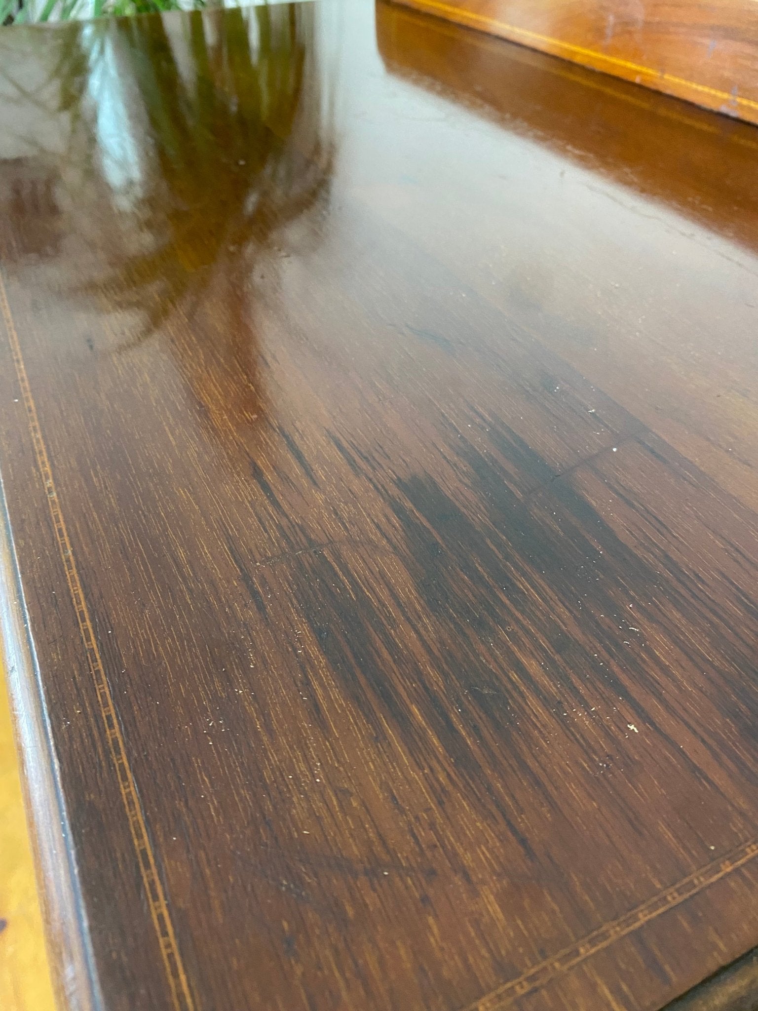 Georgian Style Mahogany Chest of drawers - The Vintage Allure