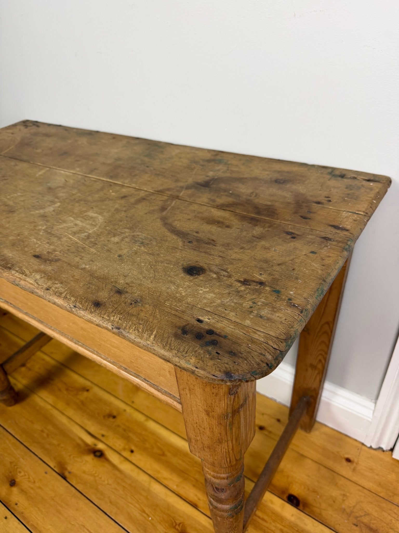 Vintage Antique Victorian Pine Farmhouse Hallway Console Table - The Vintage Allure
