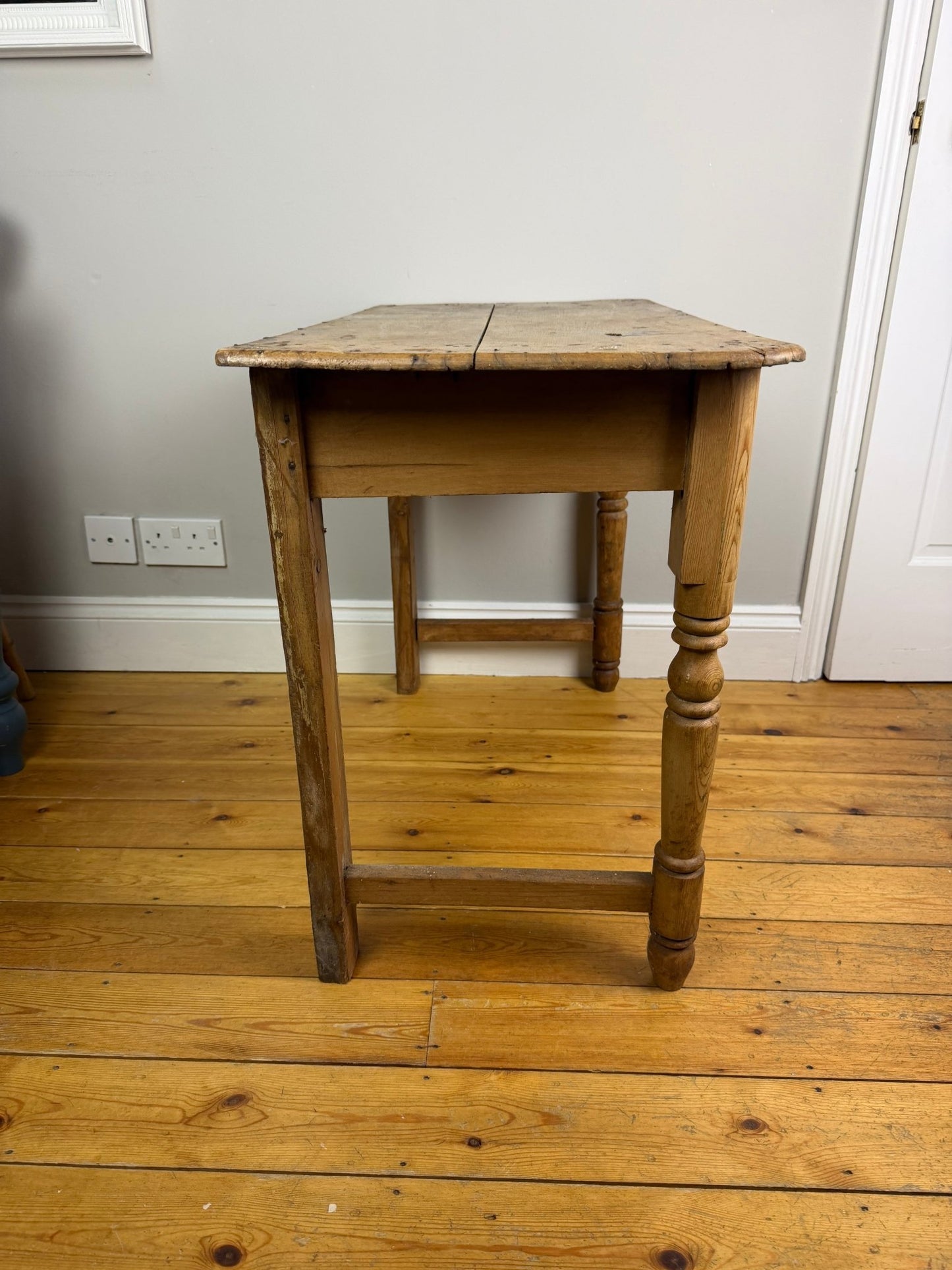 Vintage Antique Victorian Pine Farmhouse Hallway Console Table - The Vintage Allure
