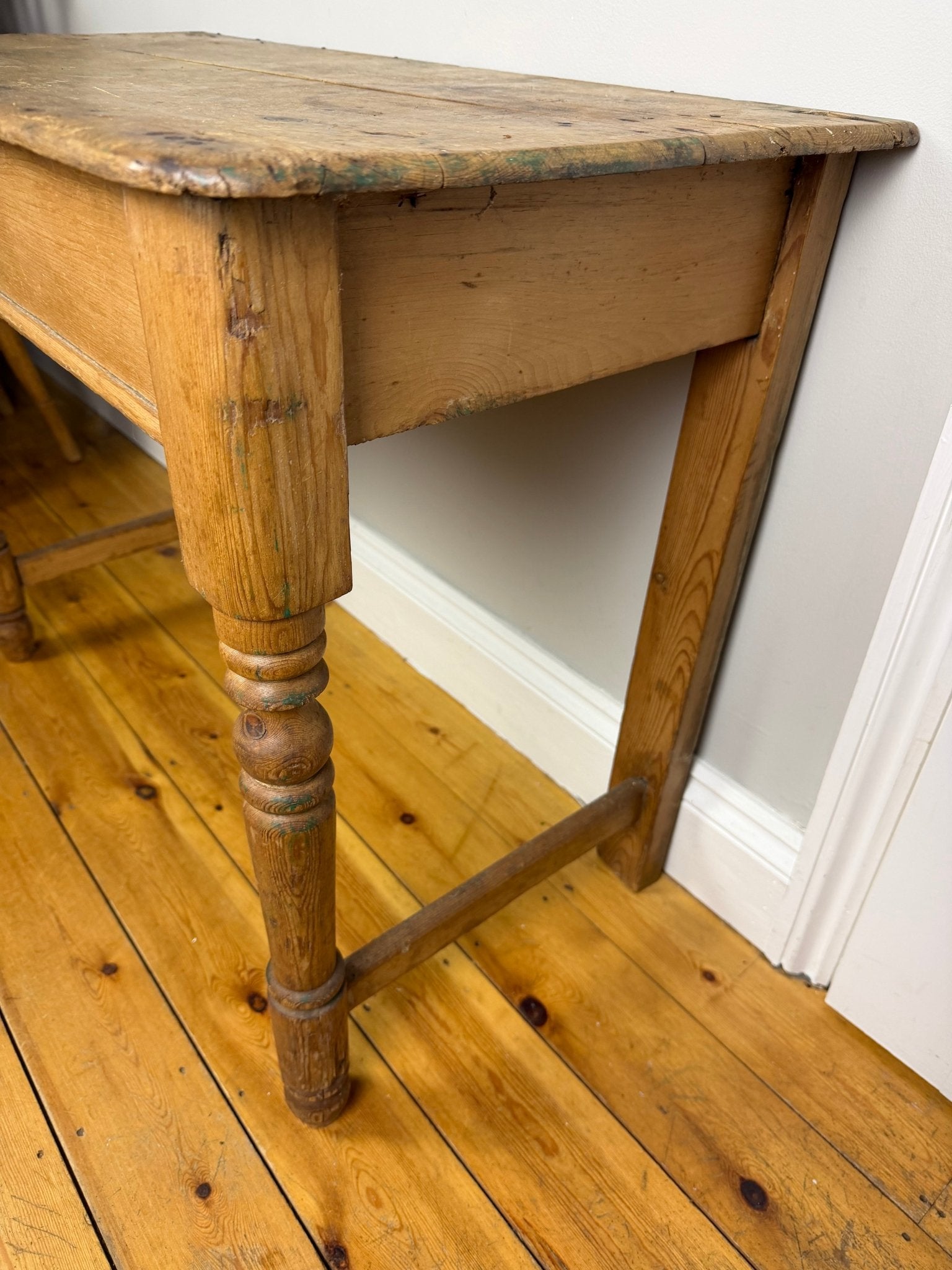 Vintage Antique Victorian Pine Farmhouse Hallway Console Table - The Vintage Allure