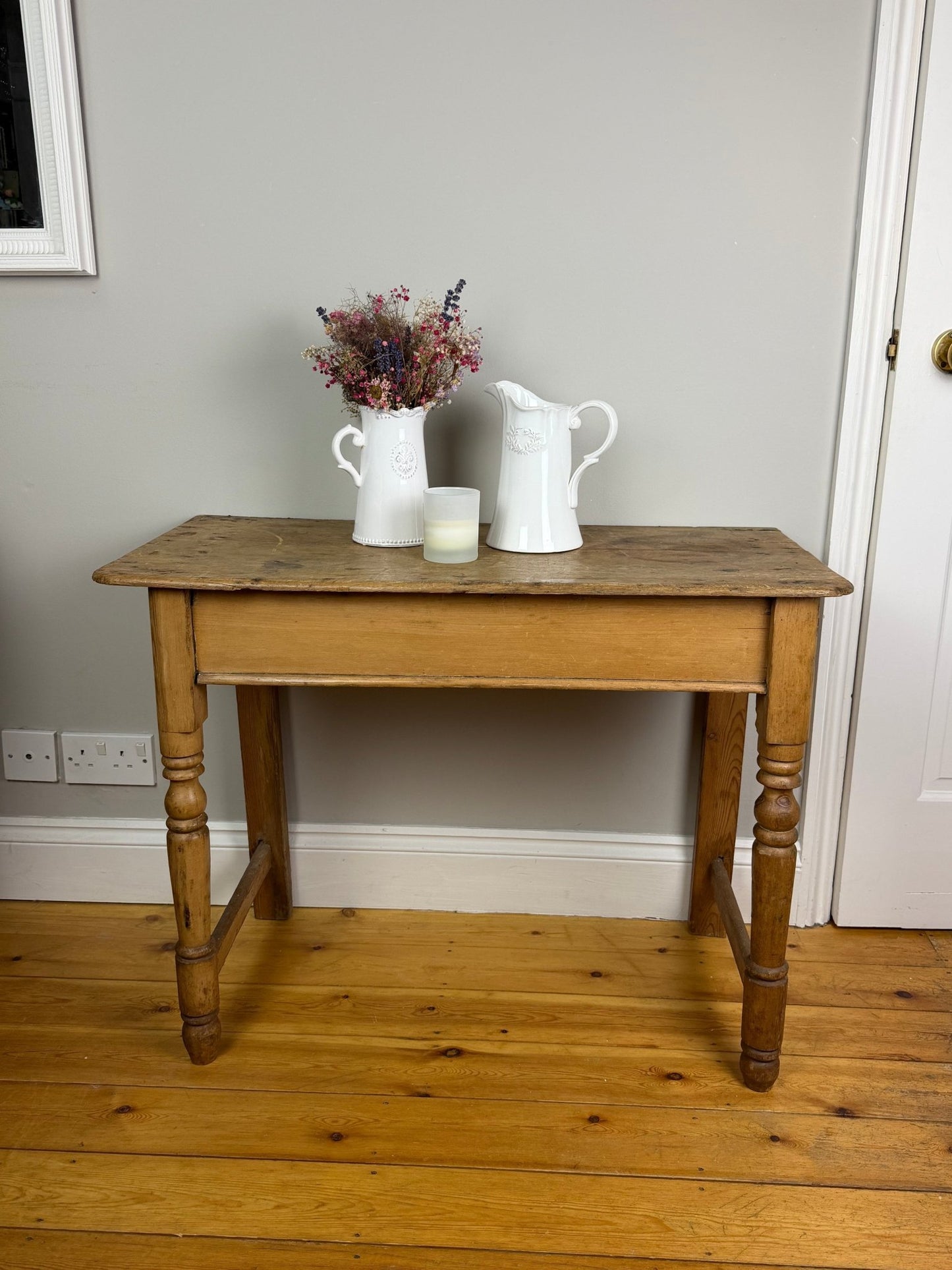 Vintage Antique Victorian Pine Farmhouse Hallway Console Table - The Vintage Allure
