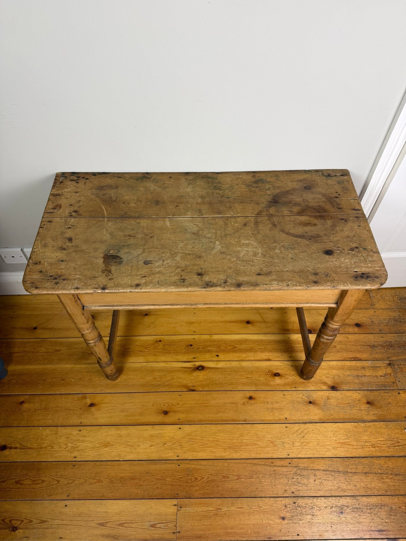 Vintage Antique Victorian Pine Farmhouse Hallway Console Table - The Vintage Allure