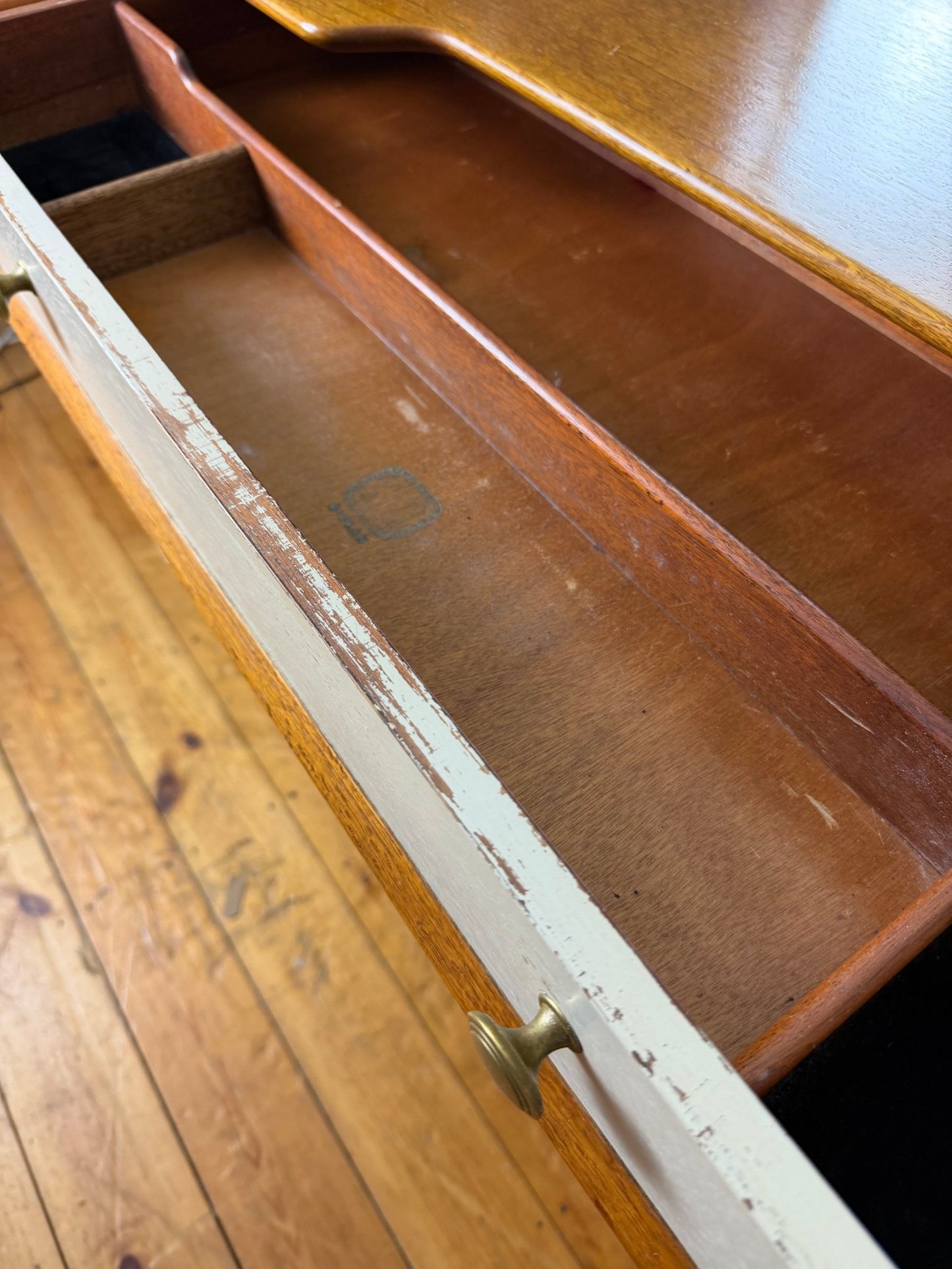 Vintage G Plan Librenza Dressing Table | Mid - Century Modern, E. Gomme Ltd - The Vintage Allure