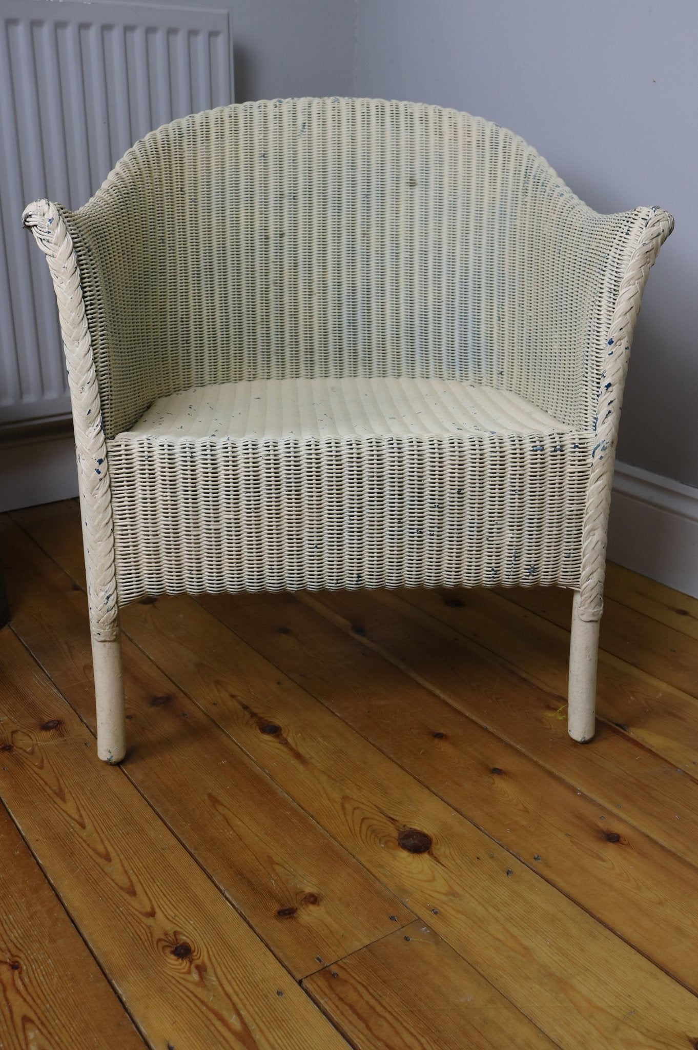 Vintage Lloyd Loom Style Chair - The Vintage Allure