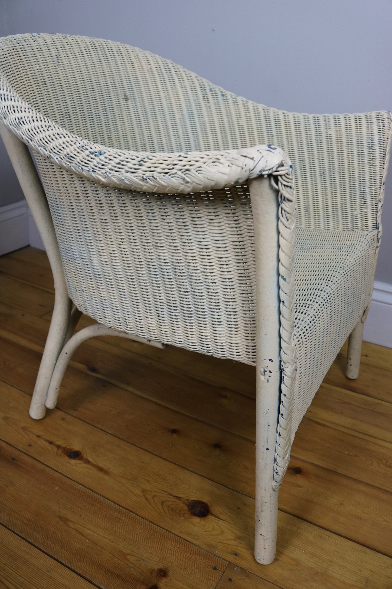 Vintage Lloyd Loom Style Chair - The Vintage Allure
