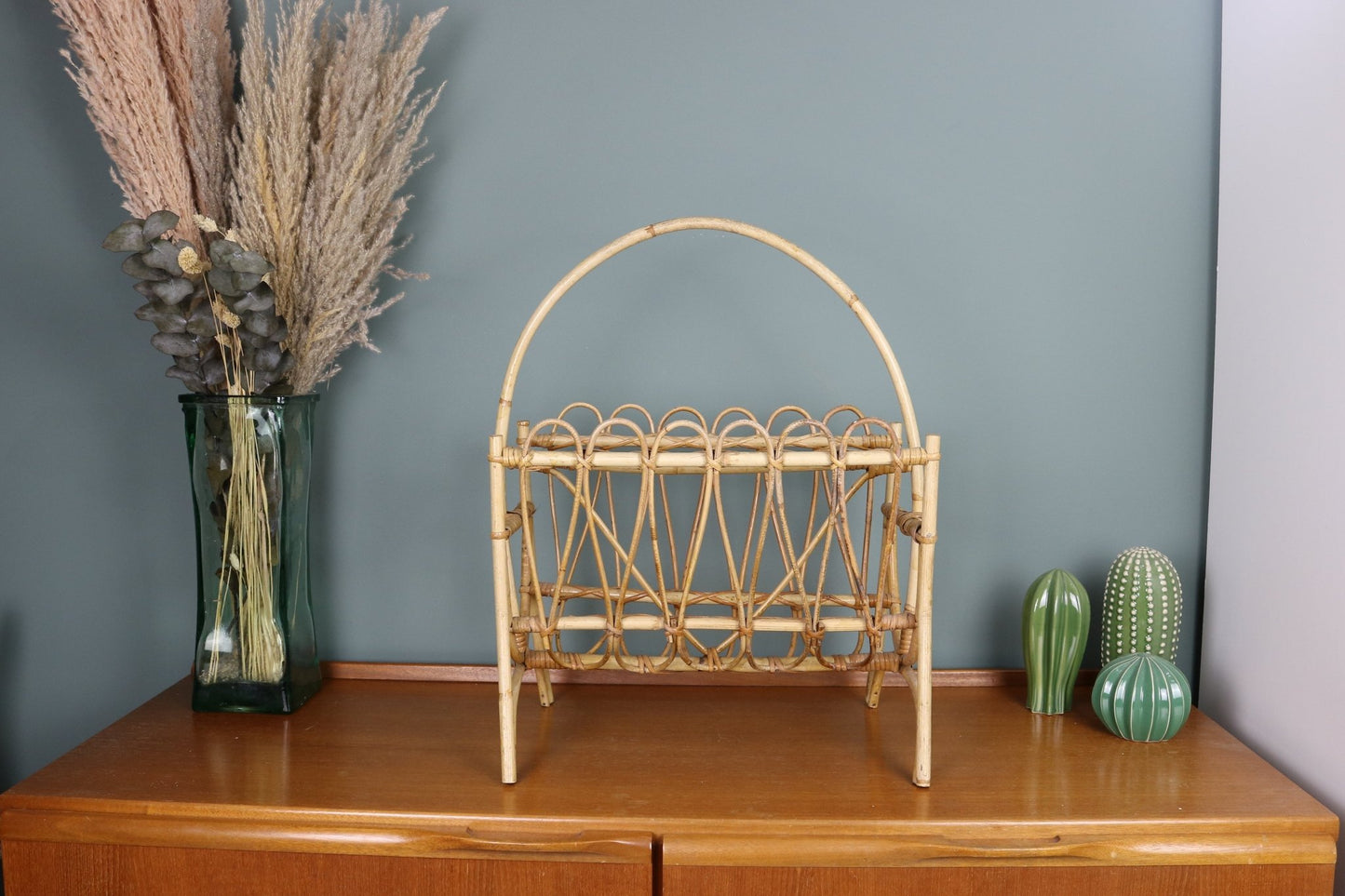 Vintage Magazine Rack Bamboo Cane Boho - The Vintage Allure