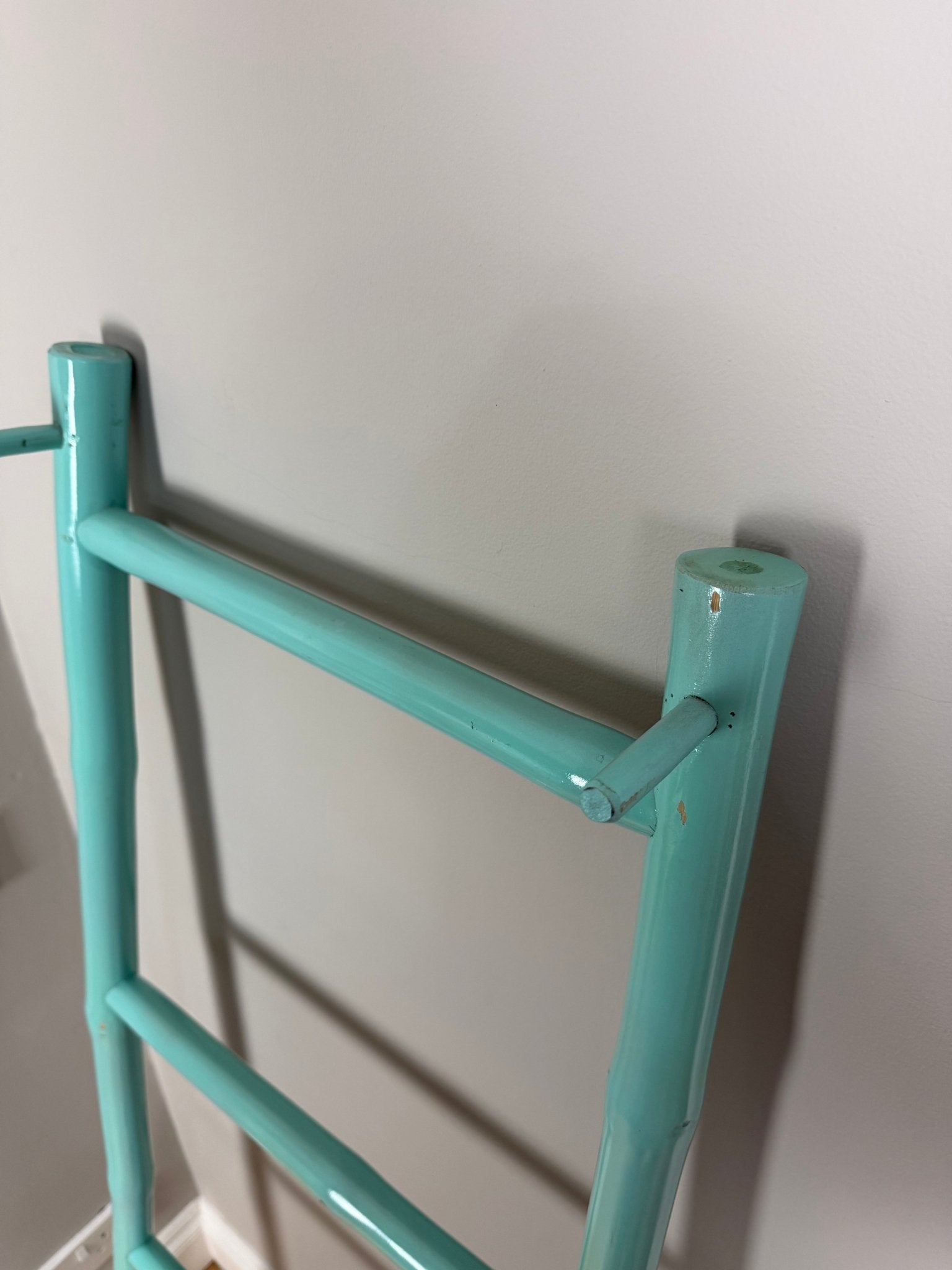 Vintage Painted Bamboo Tapered Ladder Towel Rail - The Vintage Allure