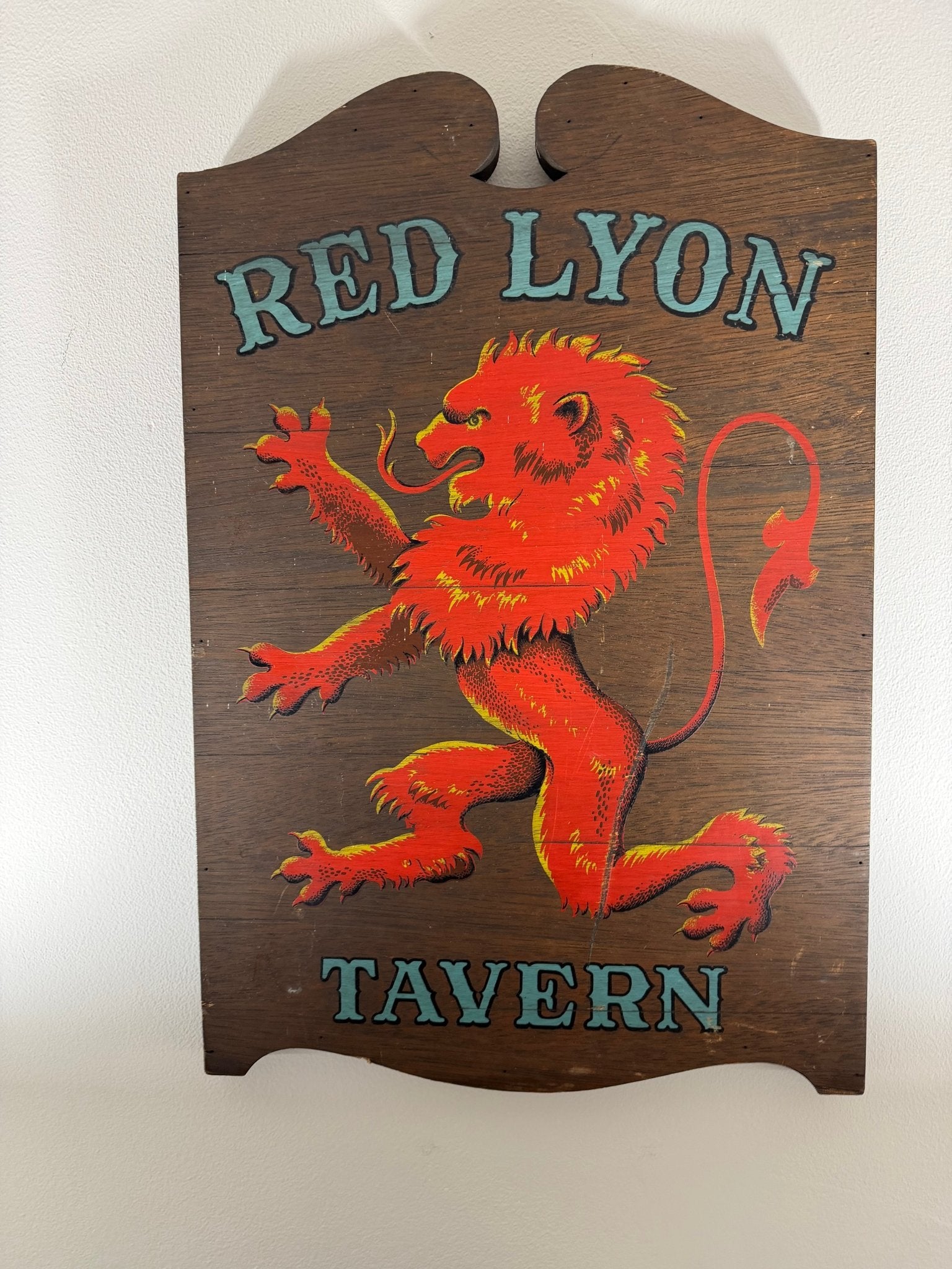 Vintage Pub Sign 'The Red Lyon Tavern' Man Cave Wall Art Bar Sign 1962 - The Vintage Allure