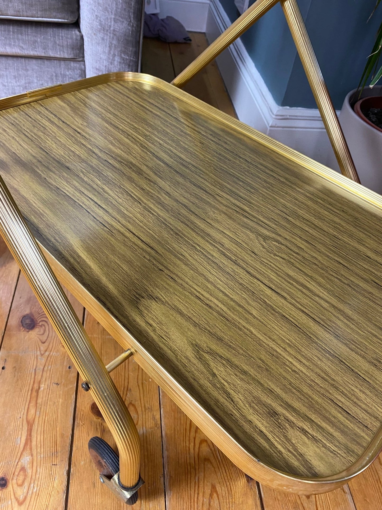 Vintage Wood Effect Folding Drinks/Cocktail Trolley - The Vintage Allure